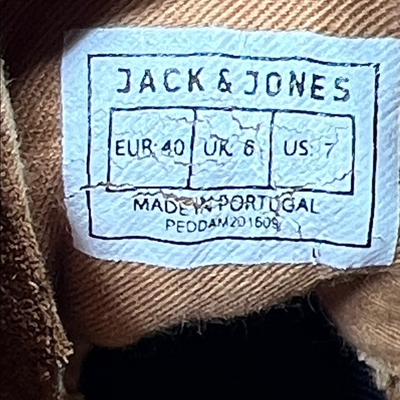 P & Jones brown lace up boots size. 7 main image 13